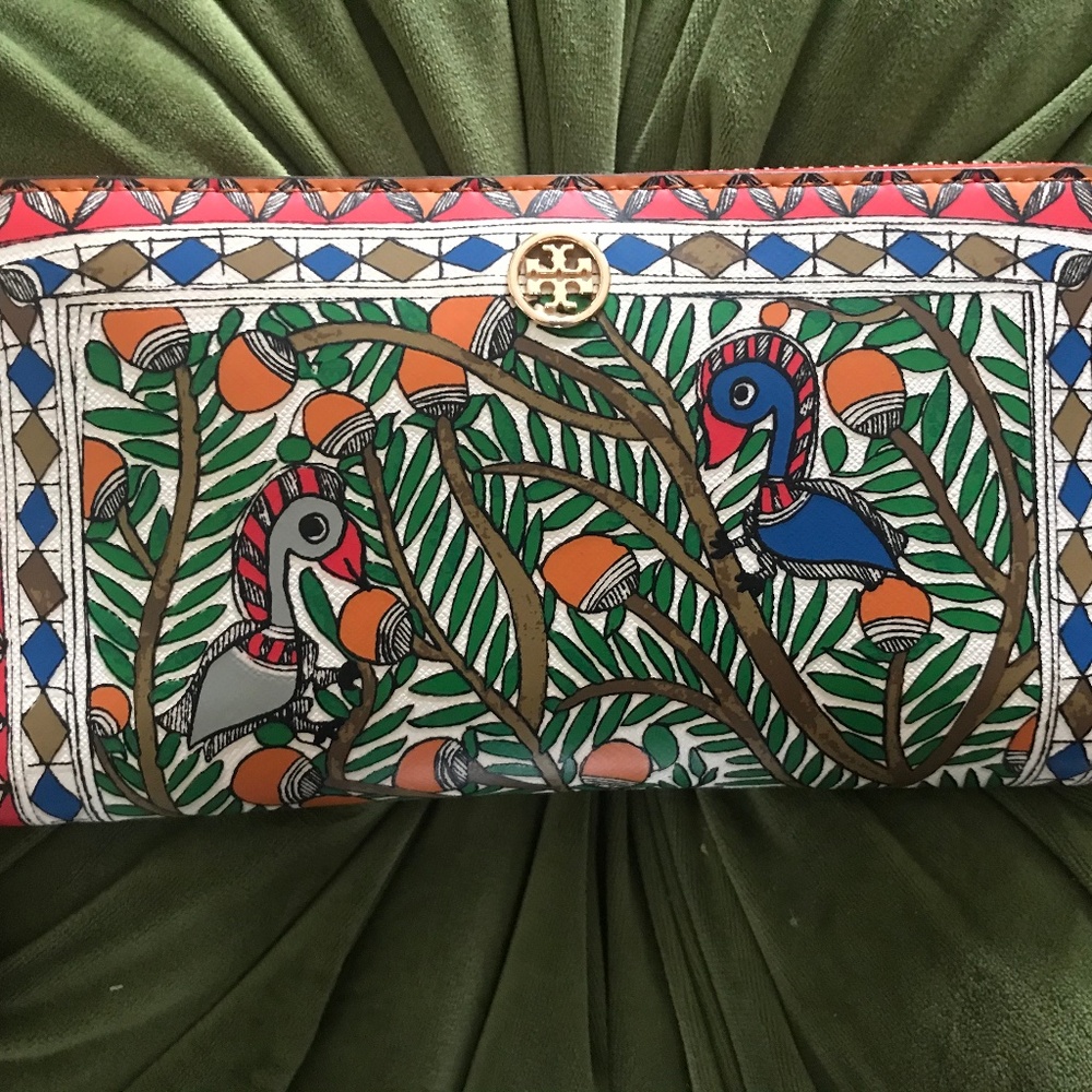 Tory Burch ‘Something Wild’ Wallet EUC Beautiful Birds/Paradise design